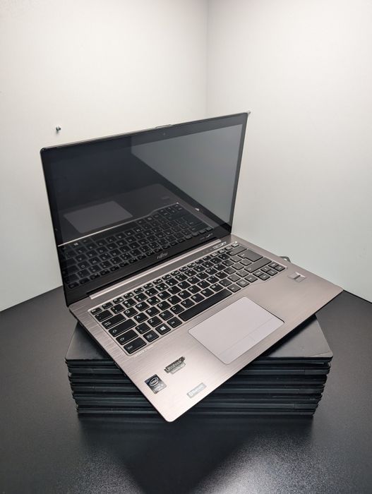 Ультрабук Fujitsu LifeBook U904/ 14" 3200x1800 Touch/ i5-4300U/ 6GB RA