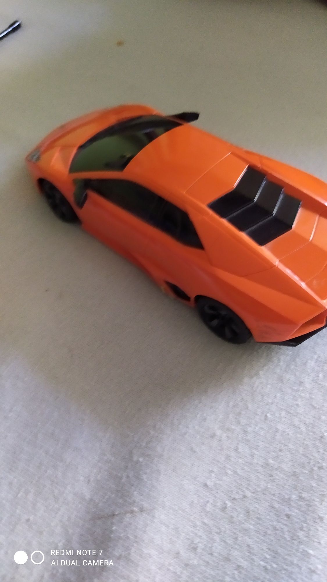 Autko zdalnie sterowane Lamborghini