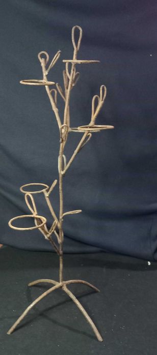 Castiçal em ferro seis velas