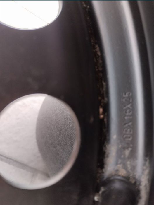 Pneu/roda nunca usada carro Ford 1998