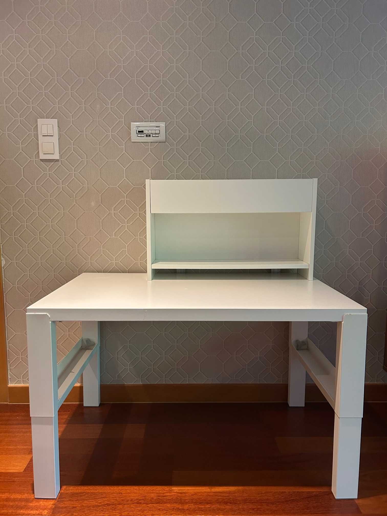 Secretária + Cadeira Ikea | Criança