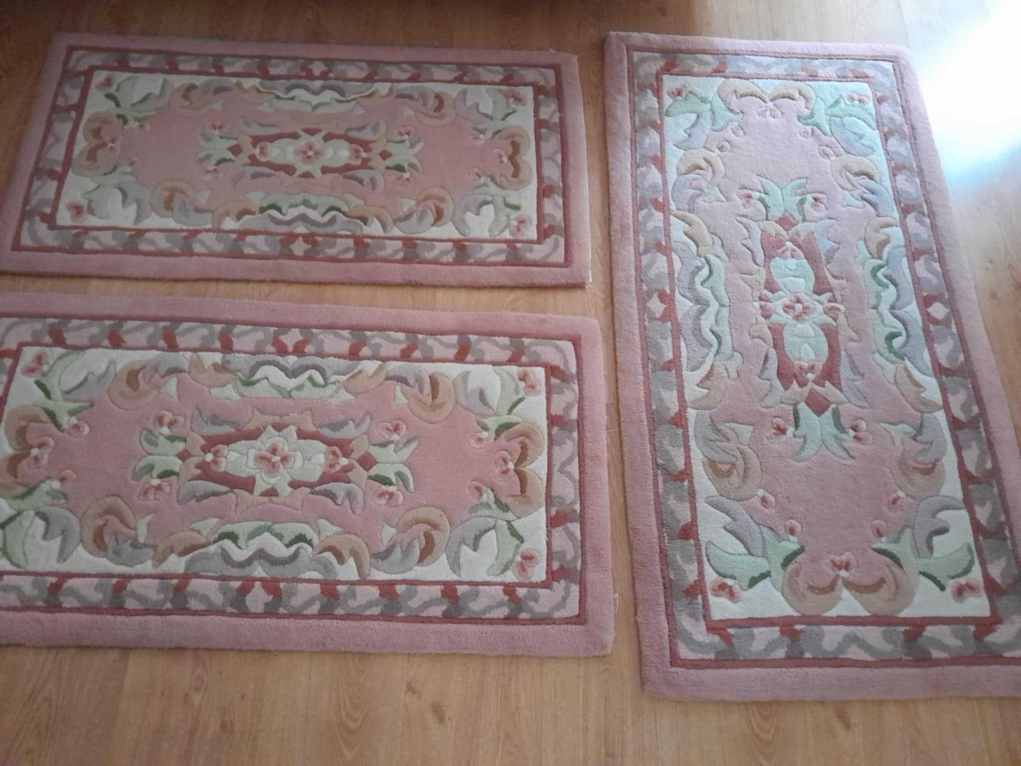 Conjunto de 3 tapetes coloridos