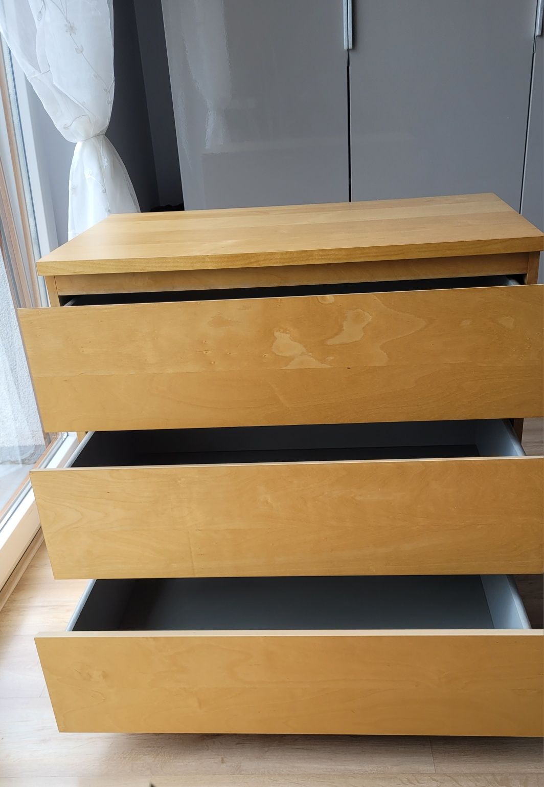 Sprzedam komodę Malm Ikea