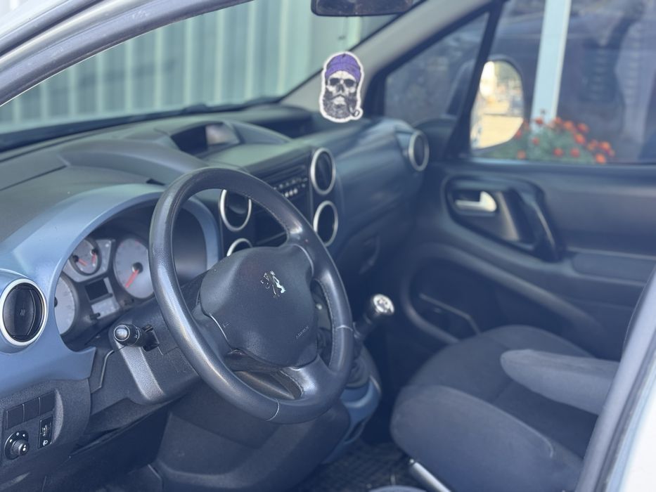 Увага! Пежо Партнер оригінал в кредит! Авто на виплату розстрочка!