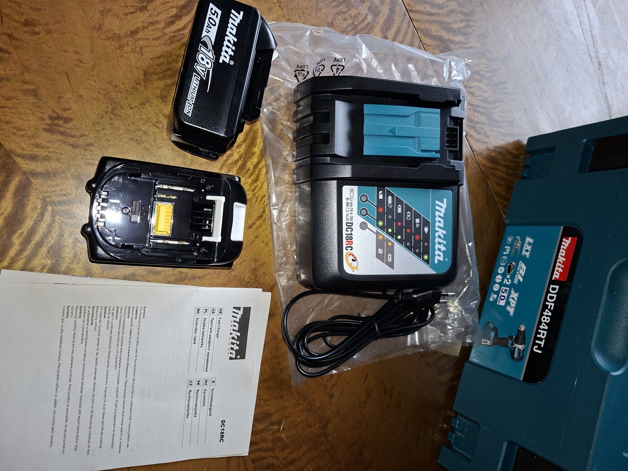 Makita 2x BL1850B oryginalne baterie i DC18RC ładowarka