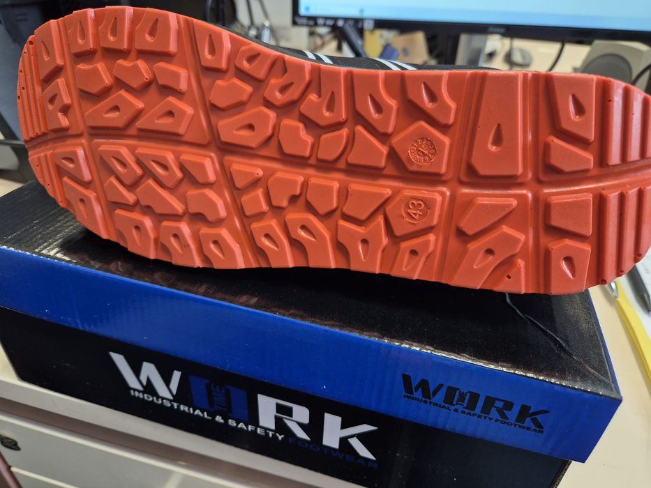 Buty robocze, półbuty ochronne męskie rozmiar 43