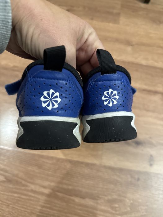 Nike r. 35 oddychające