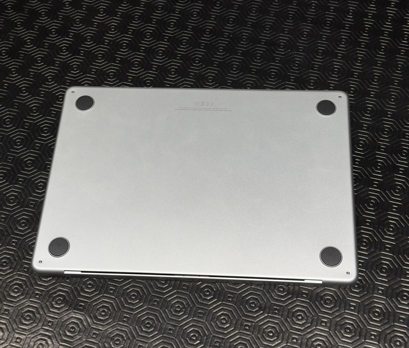 MacBook Air M2 2022 | Como Novo | Bateria 100% | Garantia