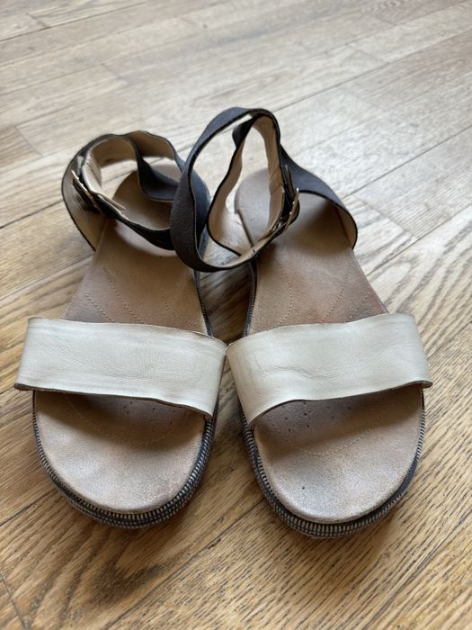 Босоніжки Clarks