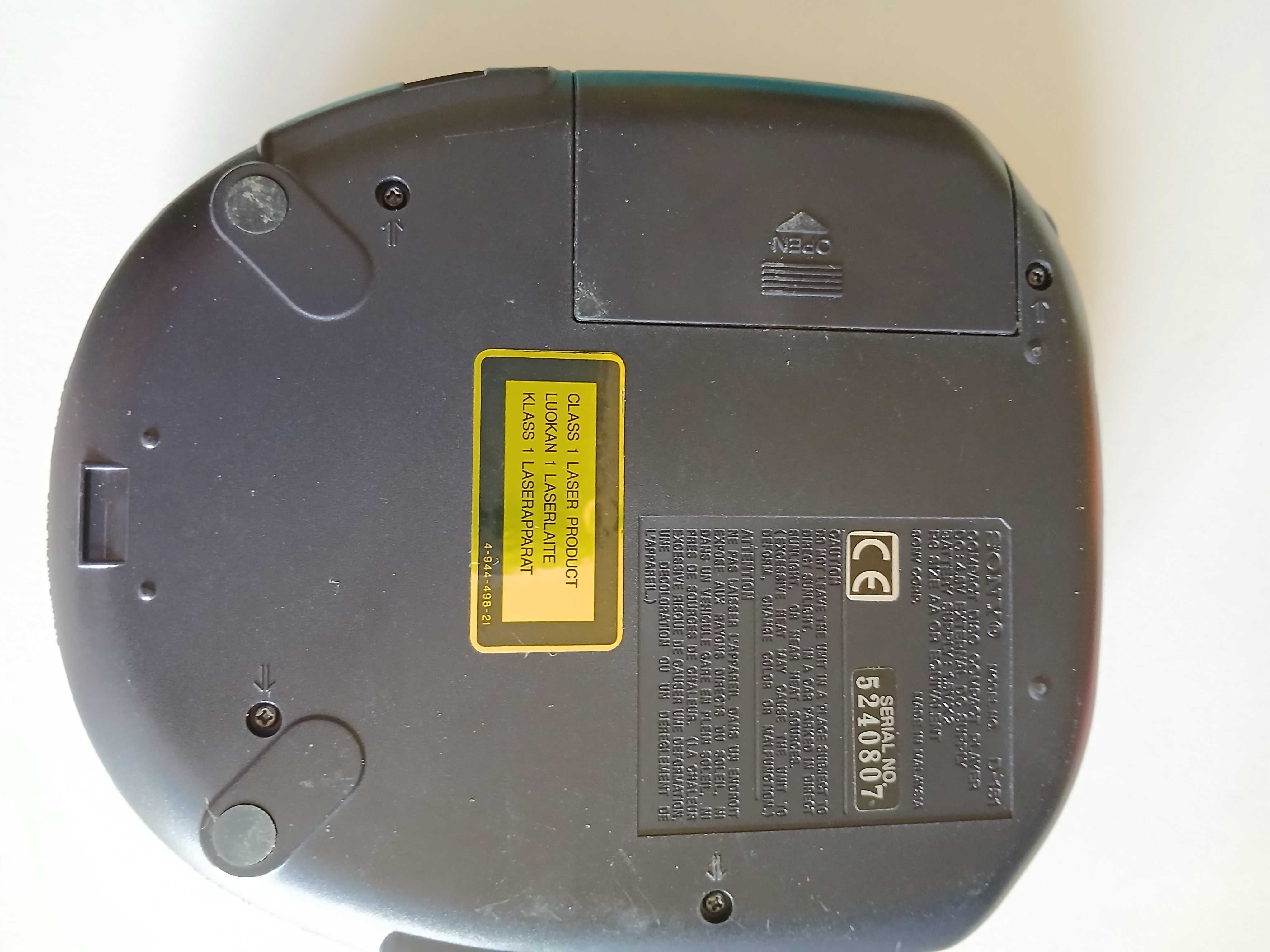 Sony Discman D-151 CD Player + adaptador de corrente (Para reparação)