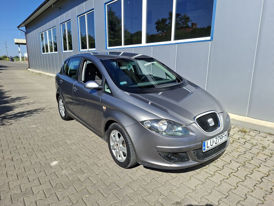 2.0 benzyna klimatyzacja bogata wersja ważne opłaty