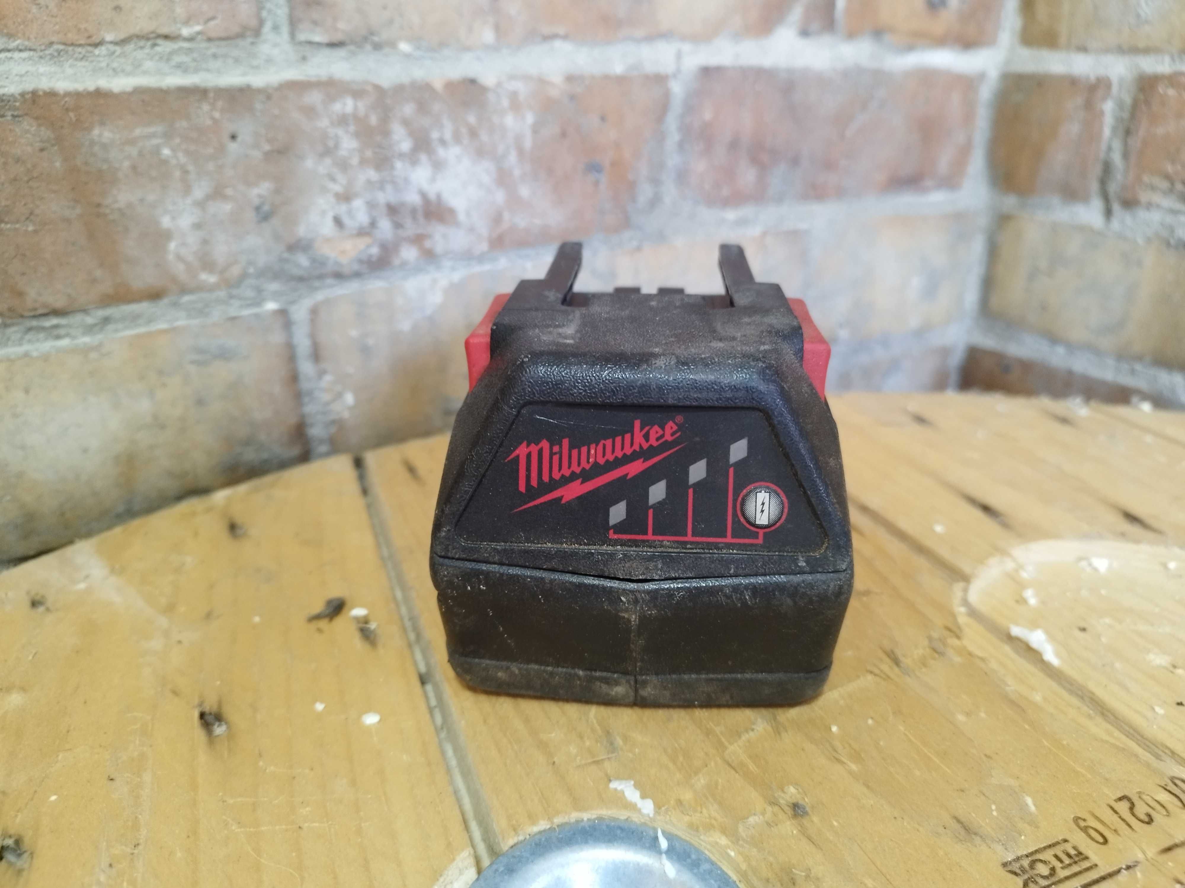 Milwaukee m28 3.0 Ah m28 akumulator