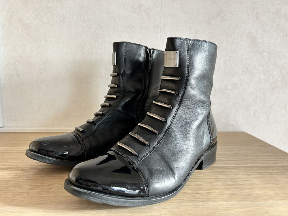 Buty botki Wojas czarne r. 39