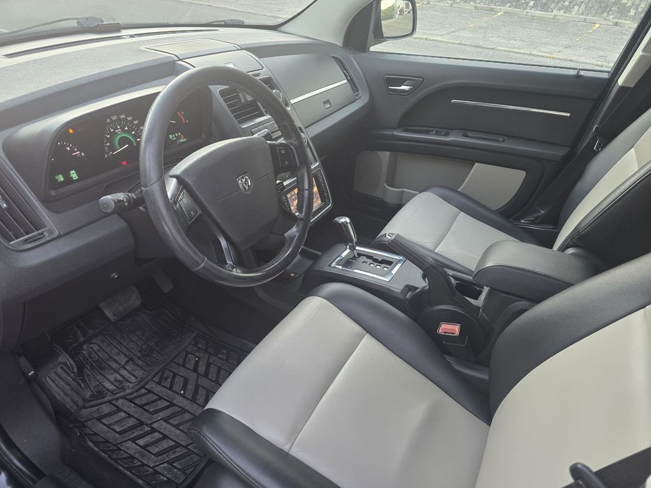 Dodge Journey 130 000km - Motor VW 2.0