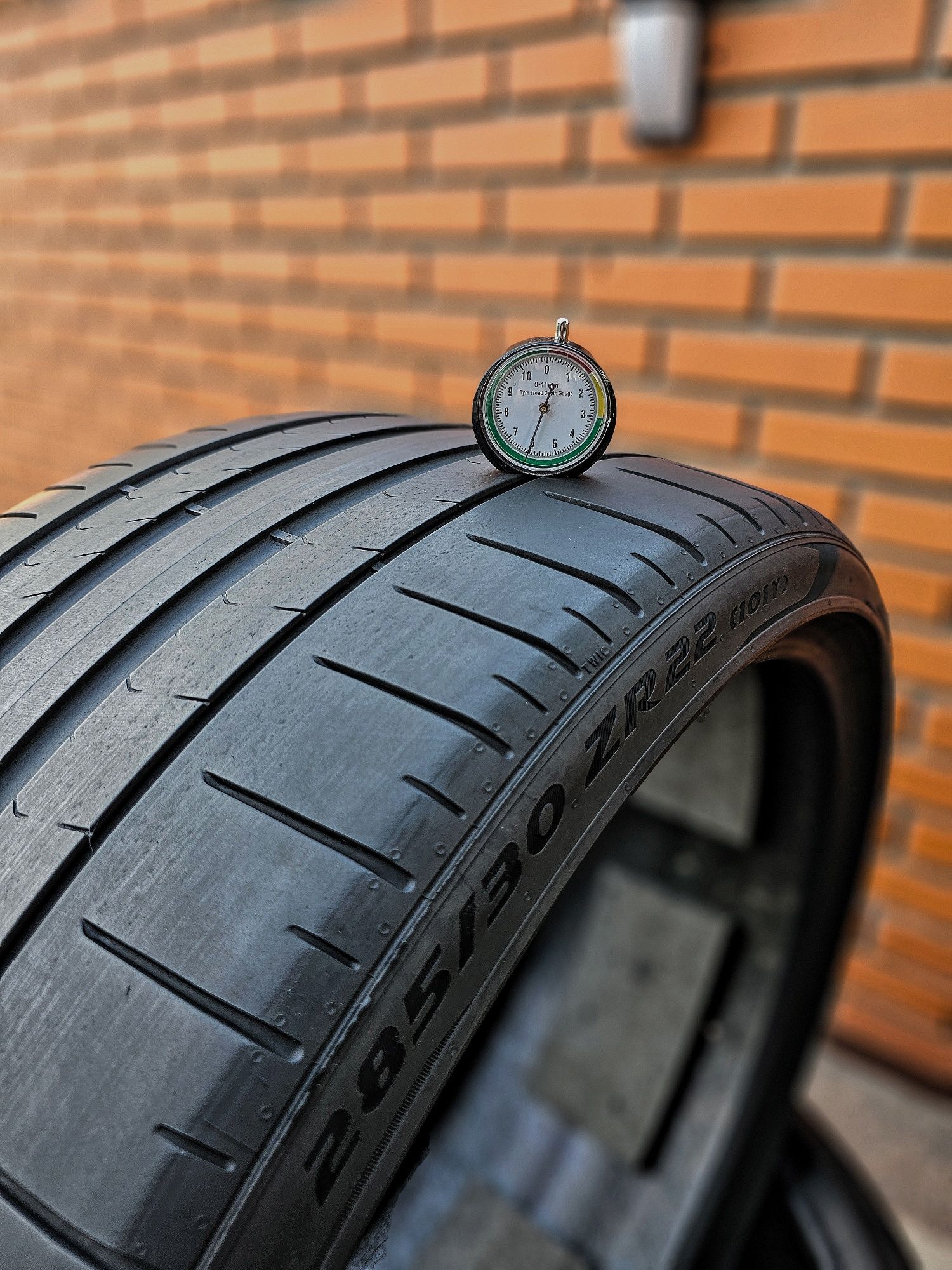 Пара 285/30r22 Pirelli | 6mm | 2020 | Ідеальний стан | З шумоізоляцією