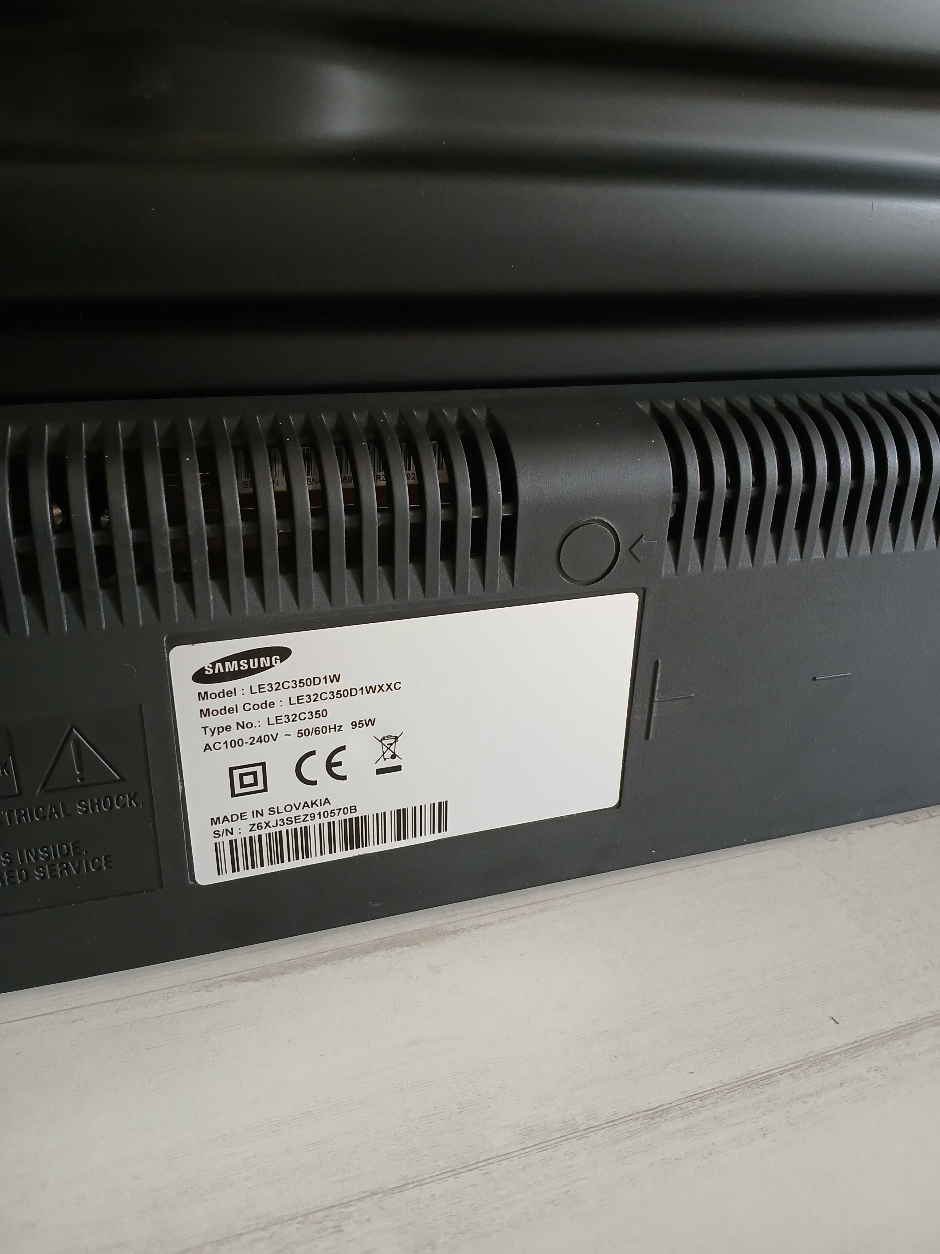Televisão Samsung 32" Polegadas LCD Como Nova