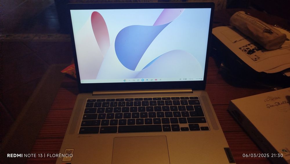 Chrombook lenovo - semi-novo
