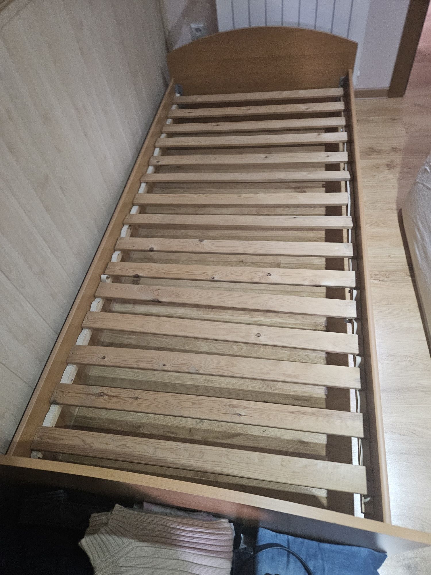 Nowe łóżko pojedyńcze uniwersalne 100×200