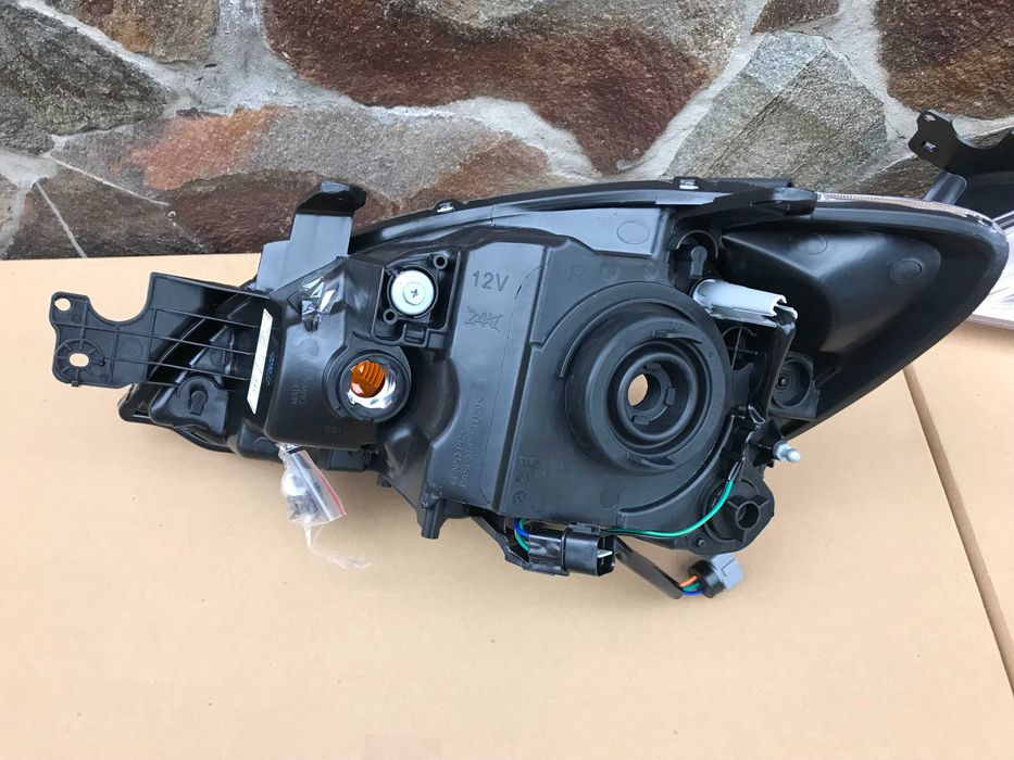 Фари фара Mitsubishi Lancer 9 (03-08)