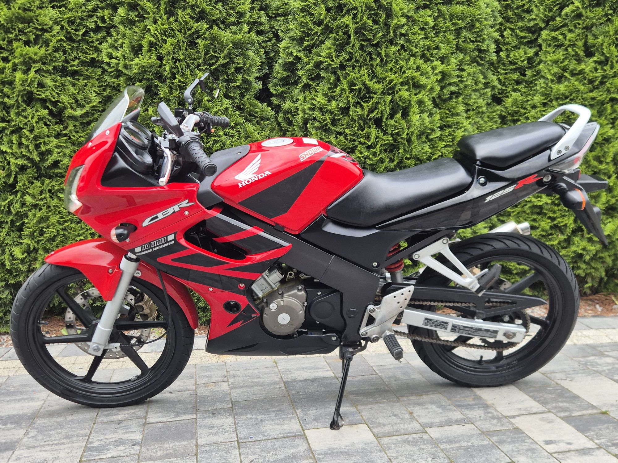 Honda Cbr 125 r 16000 km !  Zadbana kat b a1