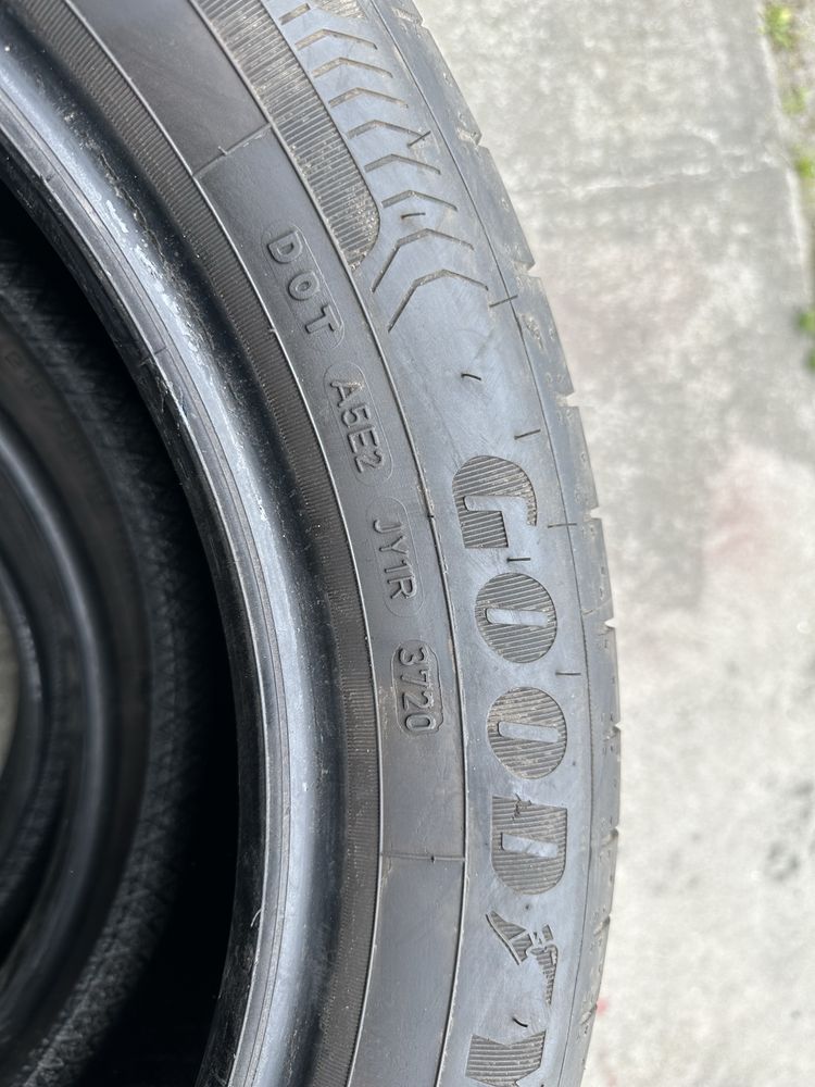 goodyear efficientgrip performance 215/55 r18