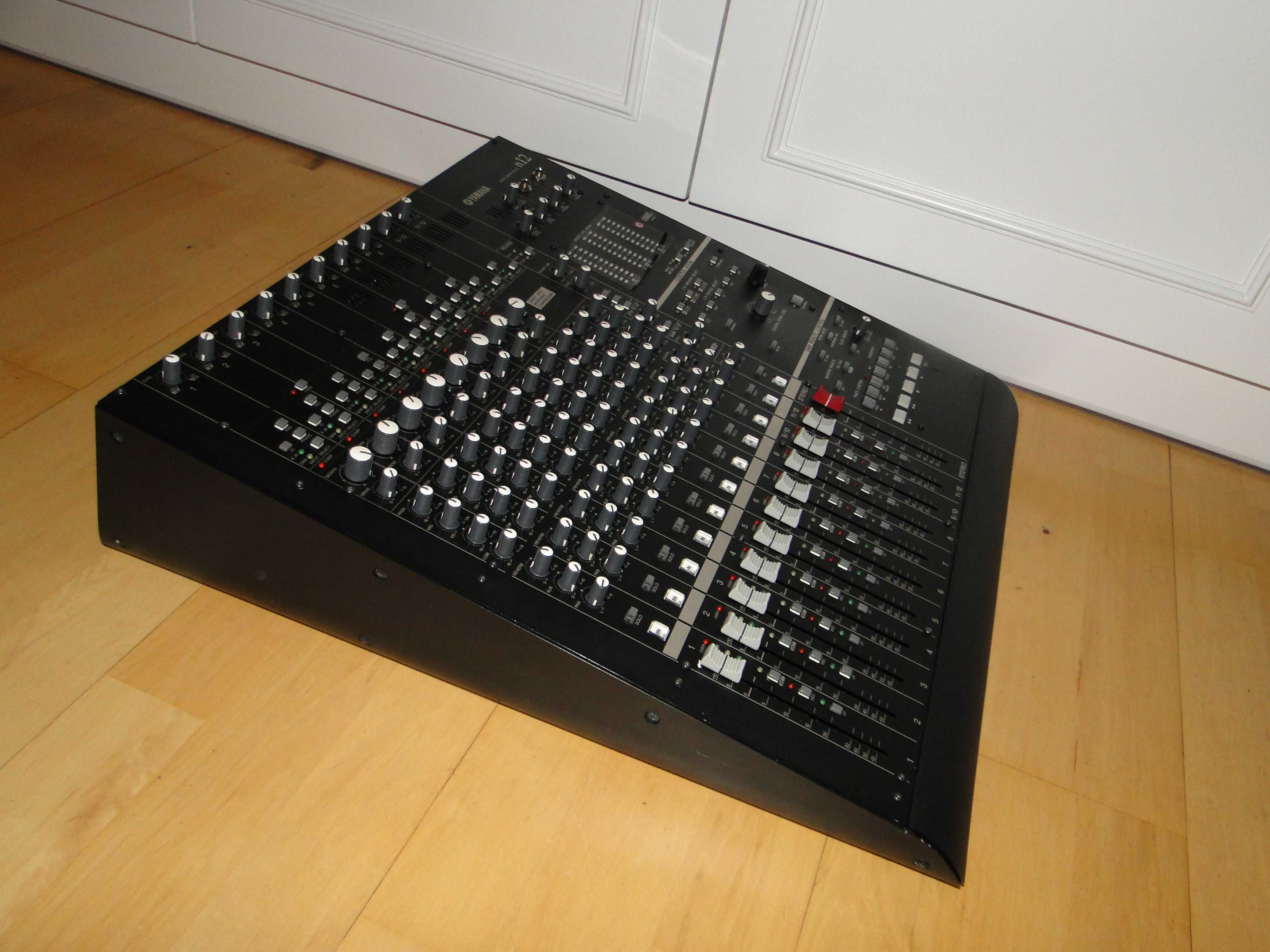 Zawodowy Mikser Cyfrowo Analogowy YAMAHA N12.Mega Okazja.Super Dźwięk