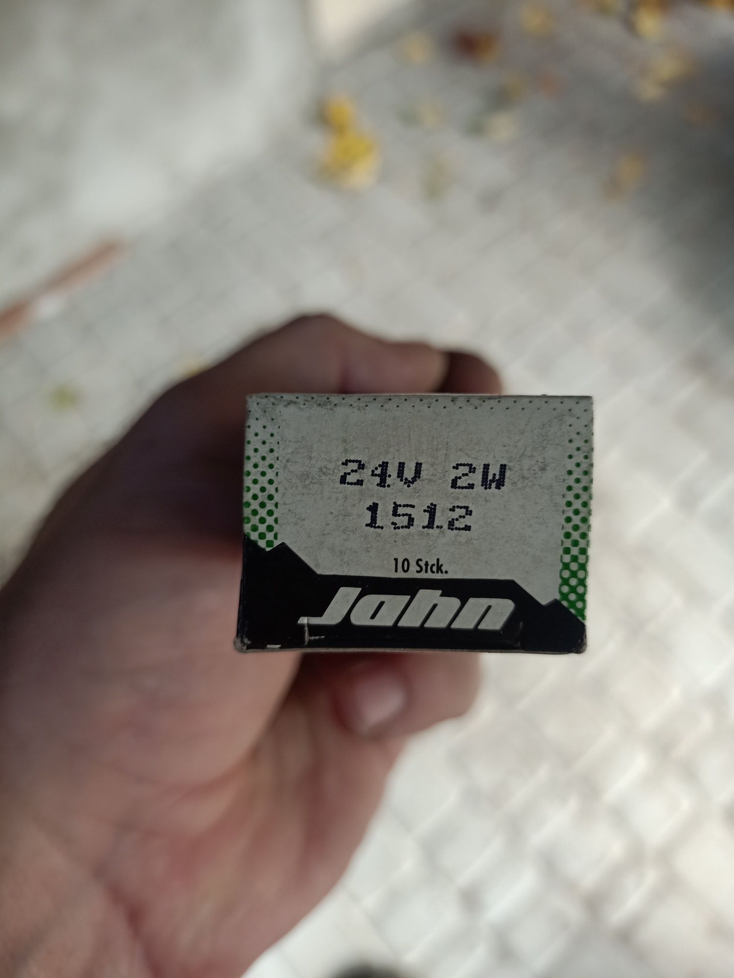 Лампочка 24v 2w упаковка