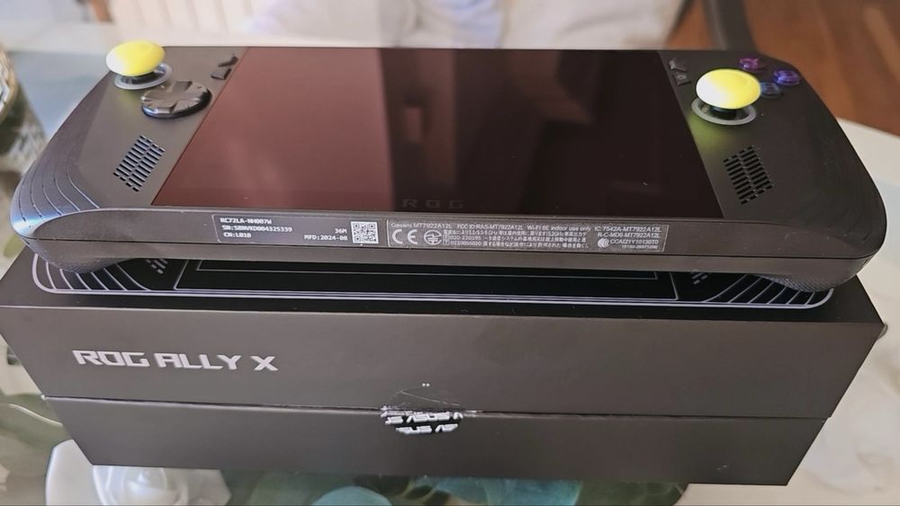 ROG Ally X – Semi-novo, sem marcas!