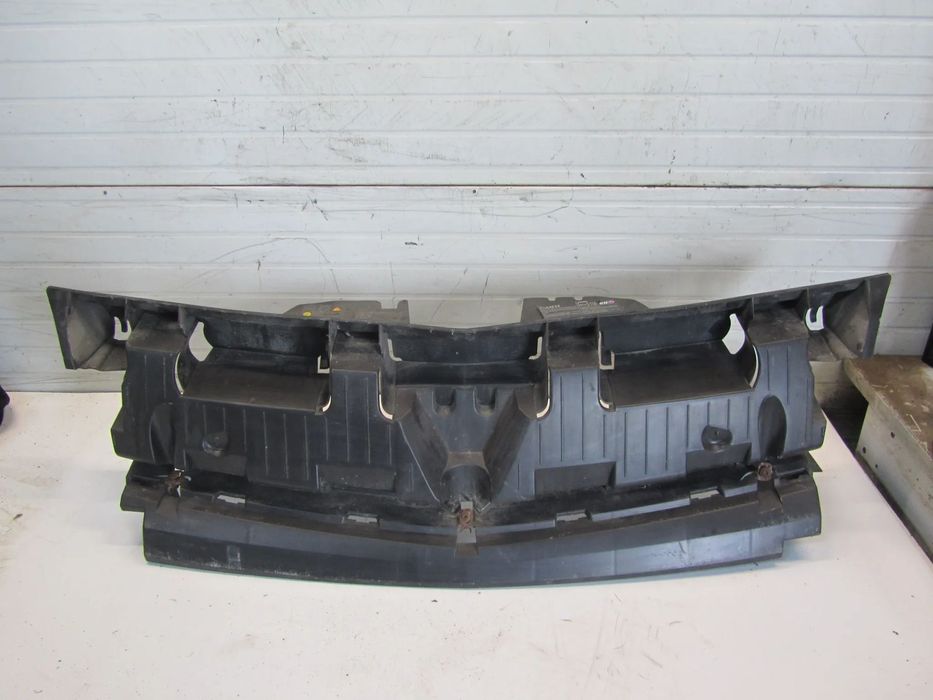 Wzmocnienie Wspornik Atrapy Renault Kangoo II Lift 2013-