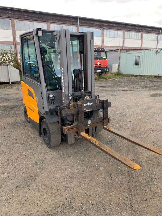 Jungheinrich TFG320s