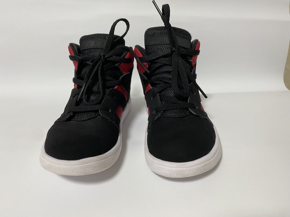 Кросівки jordan flight дитячі розмір us 10c/eur 27/17.5 см