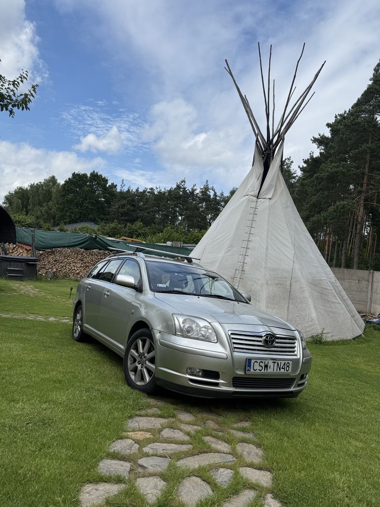 Toyota Avensis 1.8 benzyna – zadbana, sprawna, gotowa do jazdy!