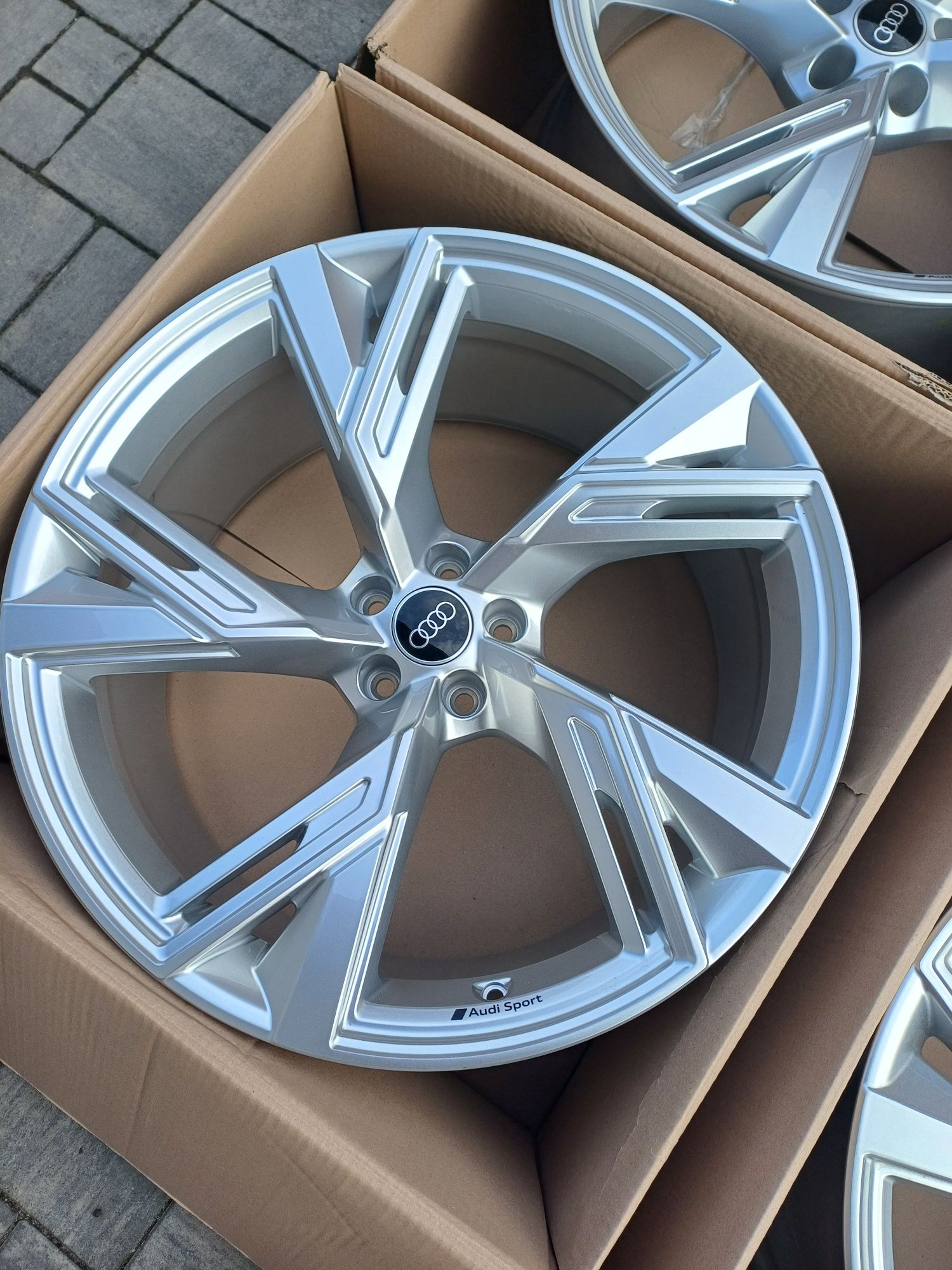 Felgi Audi Q8 Q7 Rs6 rs7 22cale Audi Sport