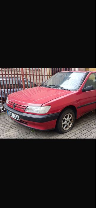 Разборка Пежо 306 автомат Кузовные детали.