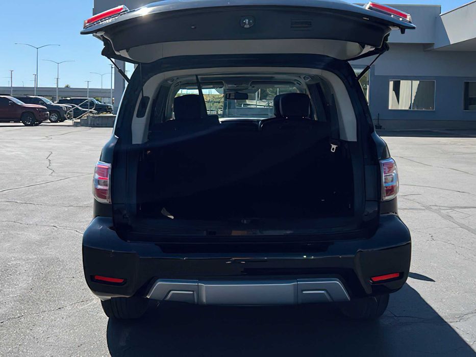 Nissan Armada      2018