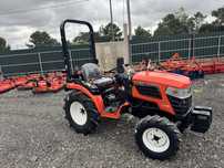 Trator Hinomoto HM 3020 c/ matricula e decomentos