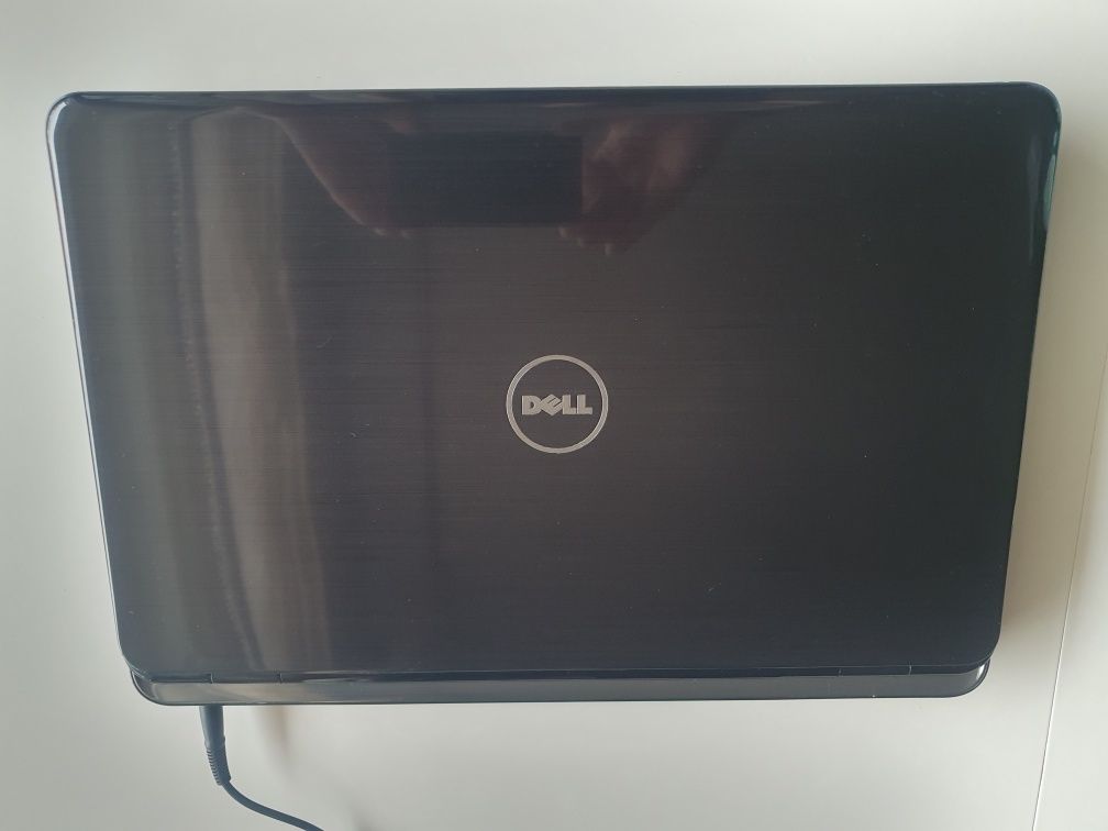 Laptop Dell Inspiron N7010 Intel Core i3 2,4Ghz-Stan b. dobry komputer