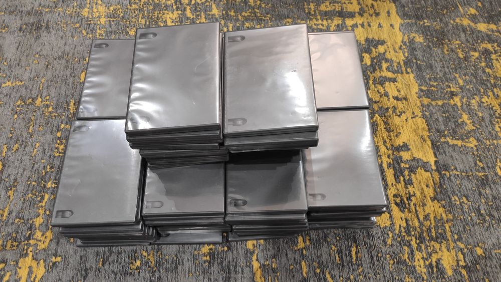 Simple and Double DVD Cases64172193690753123