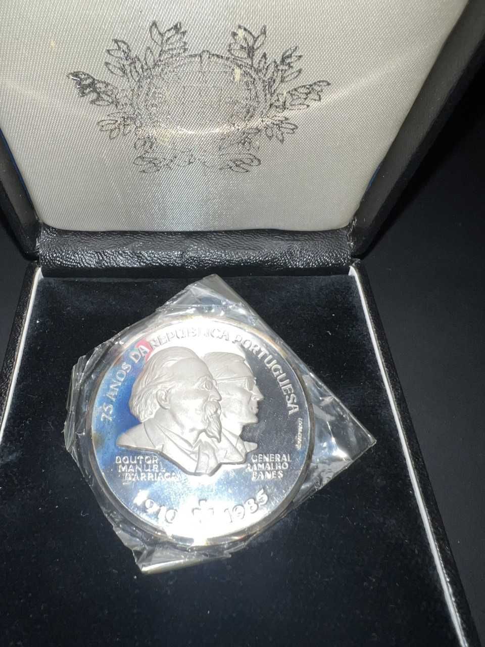 Medalha PROOF 75 Anos República Portuguesa