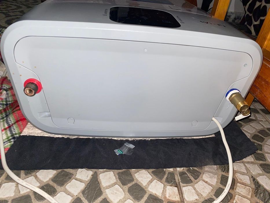 Termoacumulador ariston 100L