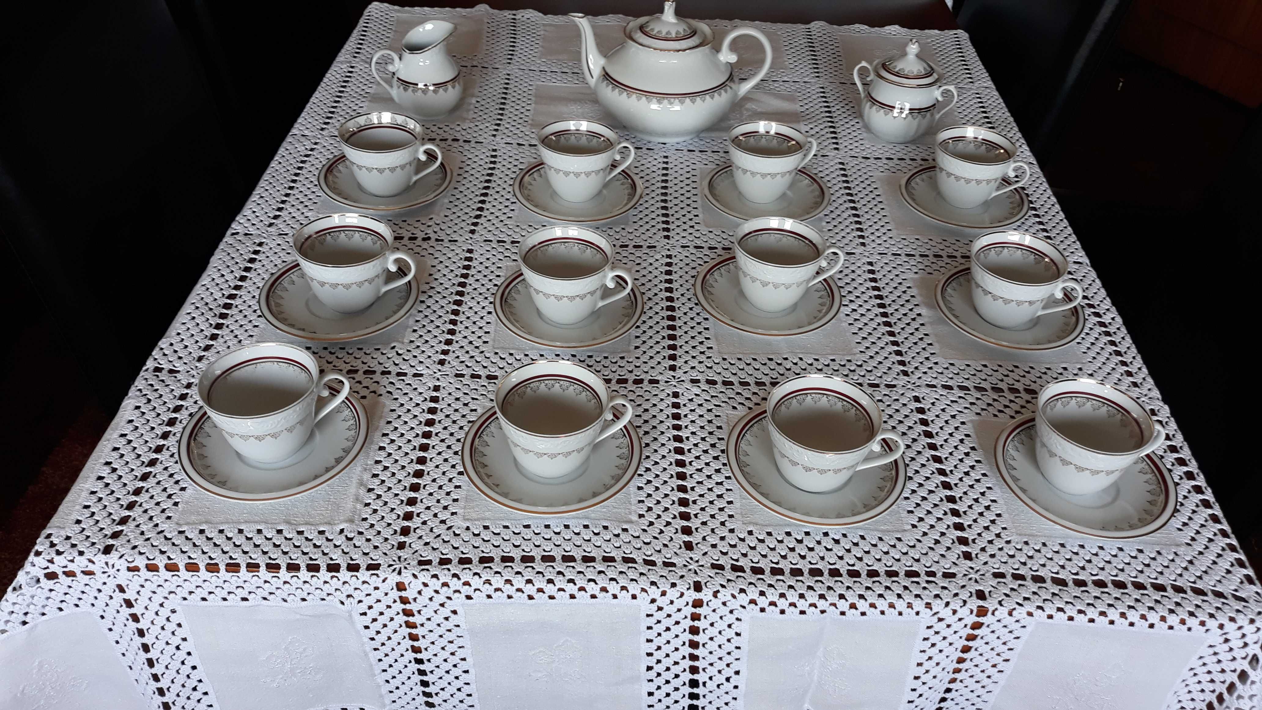 Serviço de Chá e Serviço de Café Porcelanas de Portugal