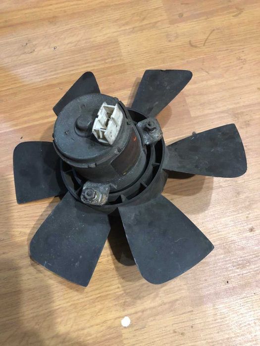 Вентилятор  Ауди 80 VAG