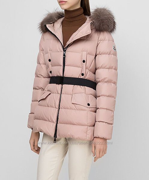 Moncler Clion пудра и черные натур пышный  мех лисы  XS,S,M