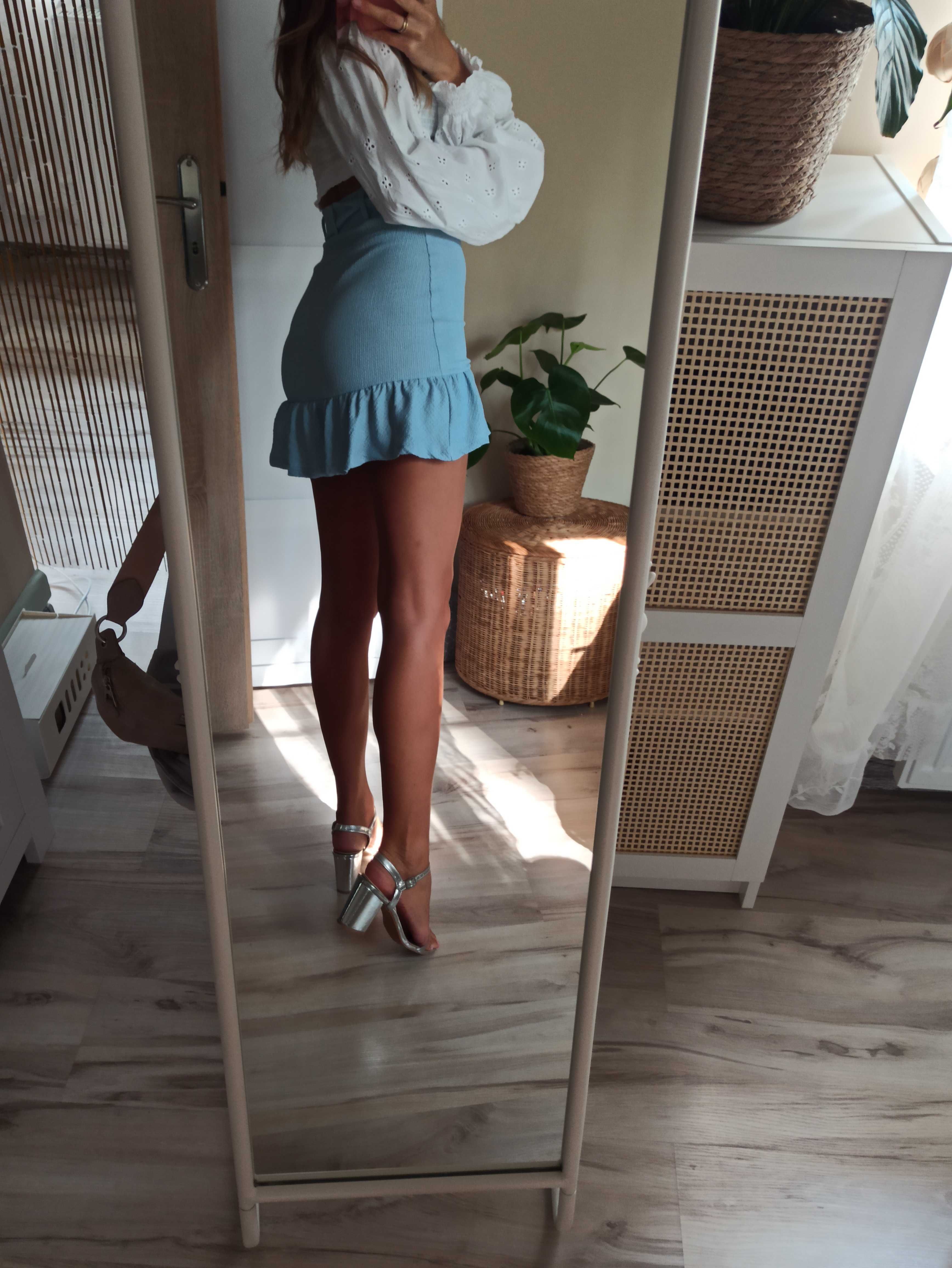 Spódniczka błękit klamra falbana dopasowana mini XS