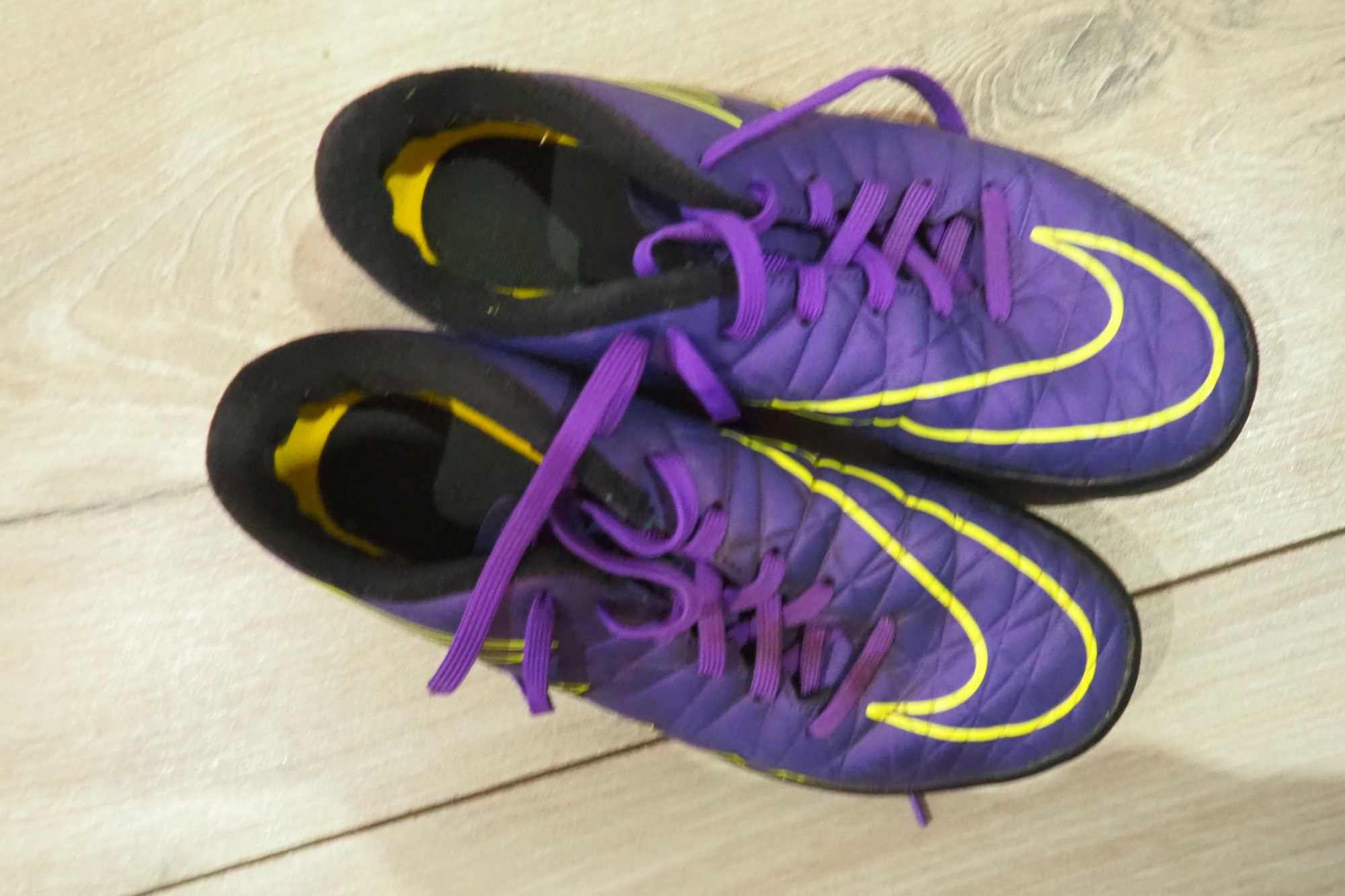 Turfy NIKE Hypervenom Phelon JR TF