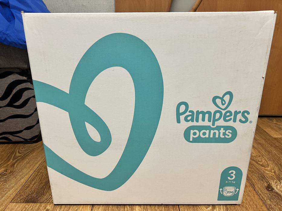 Підгузки-трусики Pampers 204 шт, розмір 3