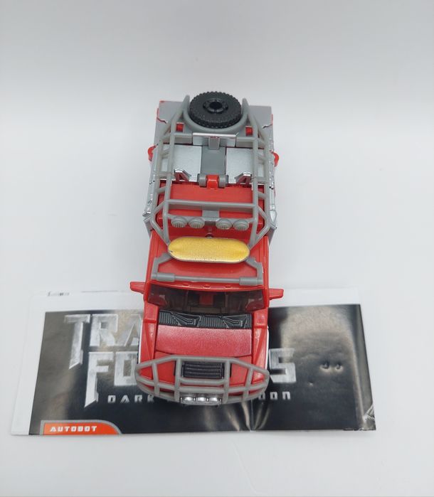 Transformers Dark Of The Moon Deluxe Class Specialist Ratchet