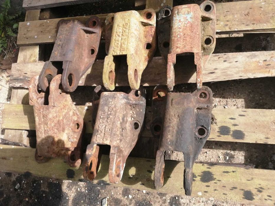 Mocowania ramion dolnych podnośnika,Ursus c325,c328,c330,c355,c360
