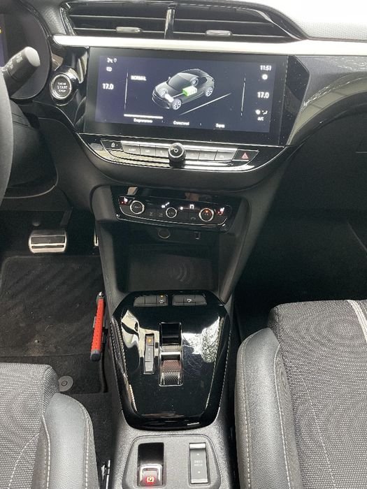 Opel Corsa F electric