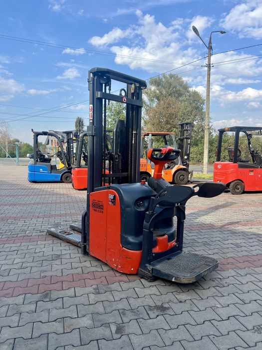 Електро штабелер Linde L14AP 2006р., 1.4т., 4.7м